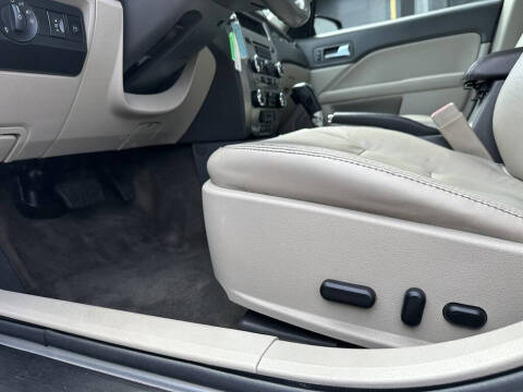 2011 Ford Fusion SEL