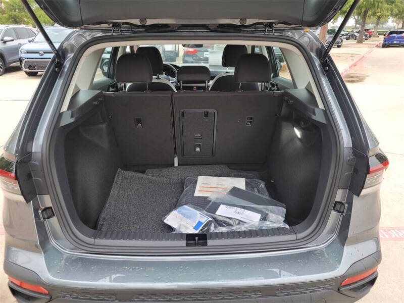 2025 Volkswagen Taos S