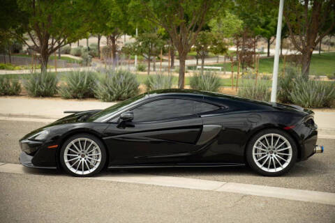 2017 McLaren 570GT