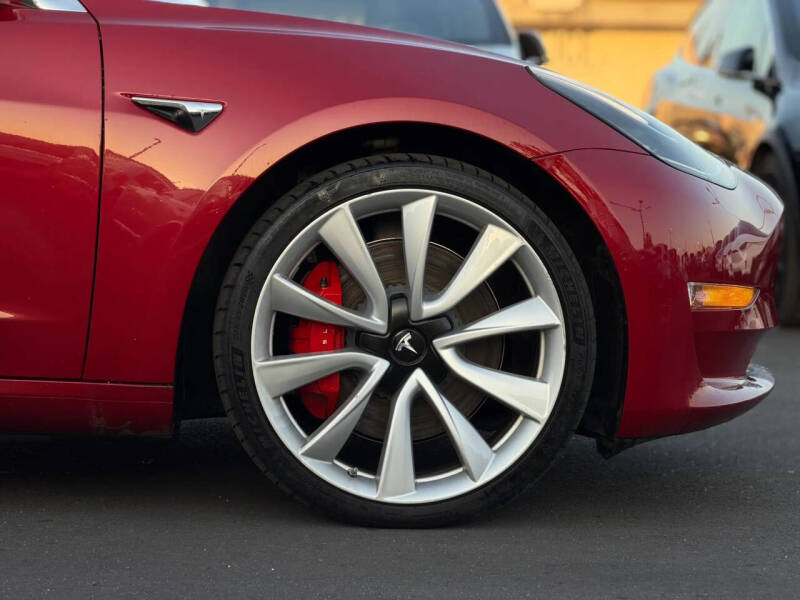 2018 Tesla Model 3 Performance