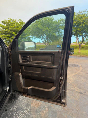 2017 RAM 1500 Express