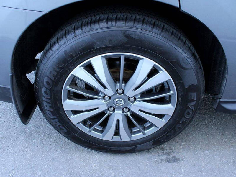 2019 Nissan Pathfinder S