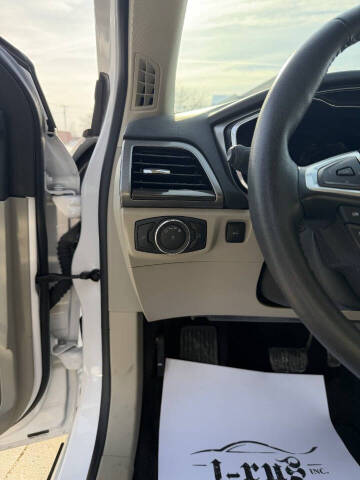 2020 Ford Fusion SEL