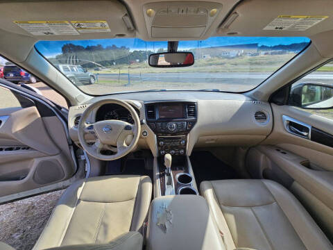 2015 Nissan Pathfinder