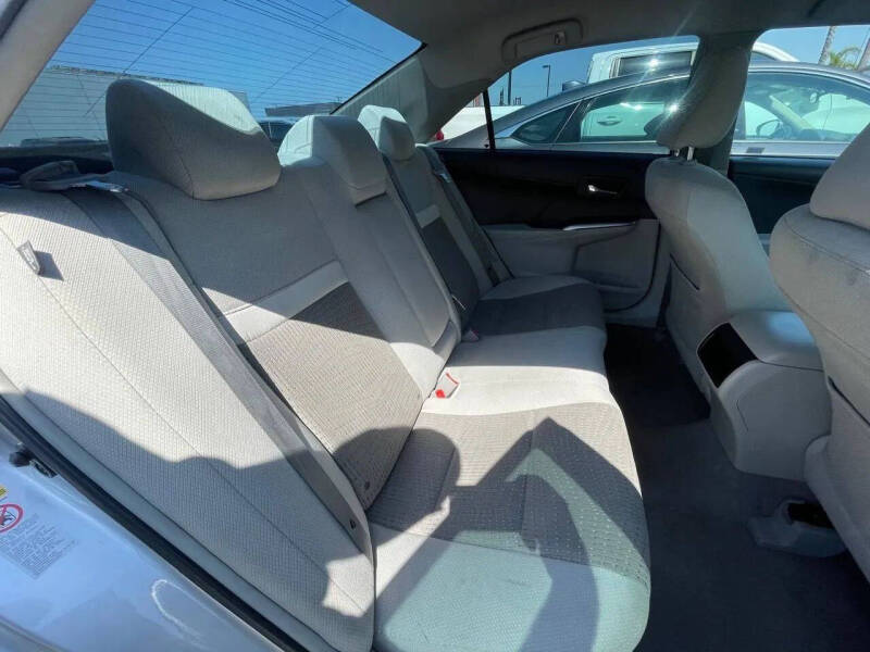 2014 Toyota Camry Hybrid