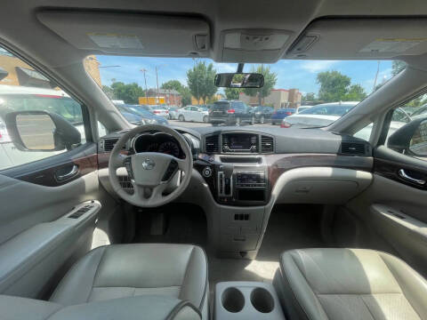 2016 Nissan Quest