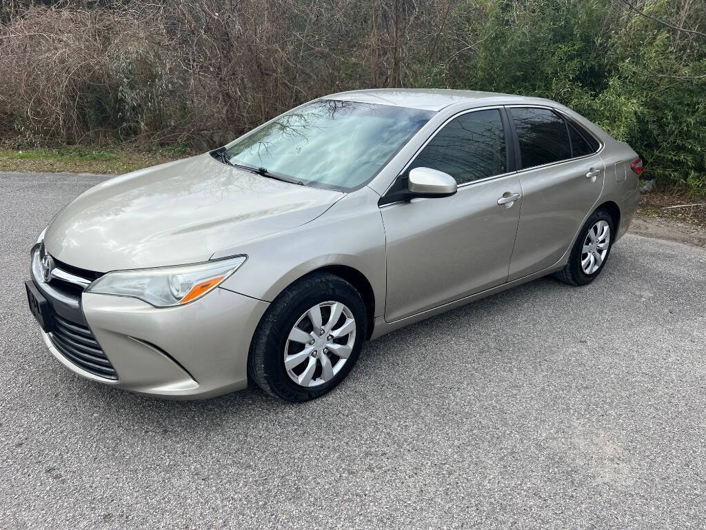 2015 Toyota Camry for sale at YOUR CAR GUY RONNIE in Alabaster, AL