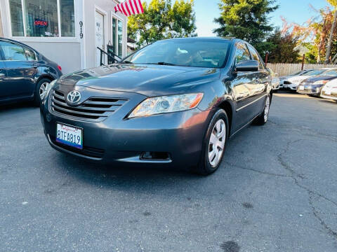 2009 Toyota Camry for sale at Ronnie Motors LLC in San Jose CA