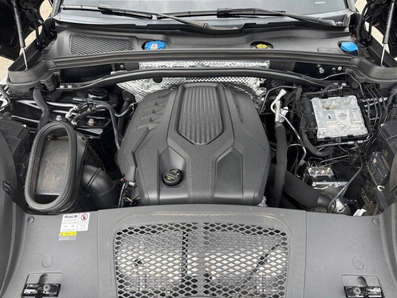 2022 Porsche Macan