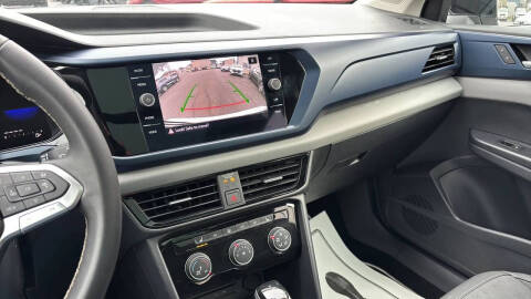 2023 Volkswagen Taos SE 4Motion