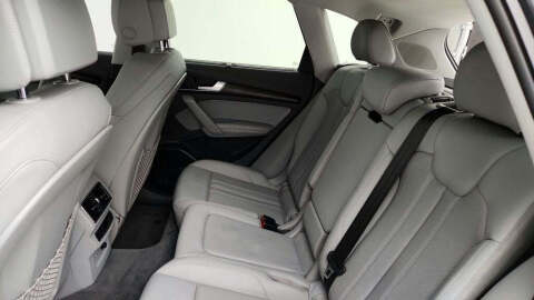 2019 Audi Q5 quattro Premium Plus 45 TFSI