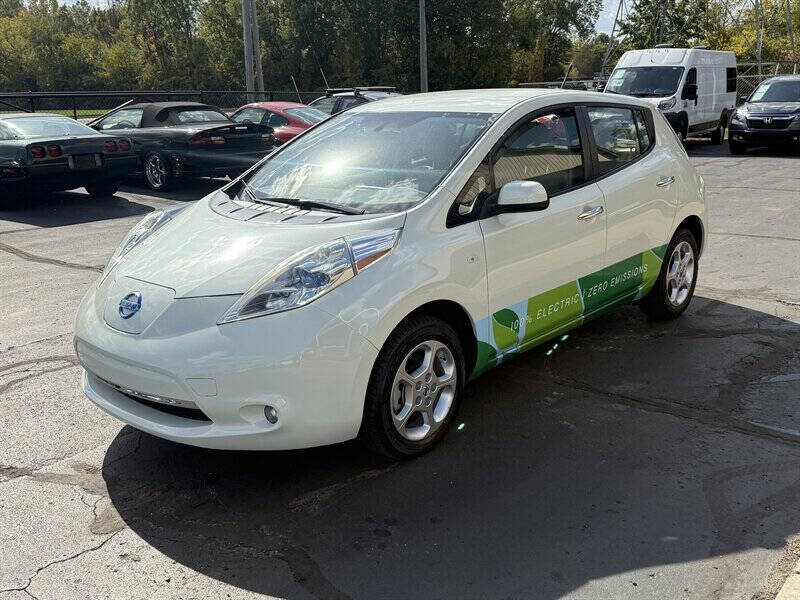 2011 Nissan LEAF SL