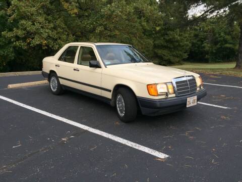 1987 Mercedes-Benz 300-Class for sale at LEATHER AND WOOD MOTORS in Pontoon Beach IL