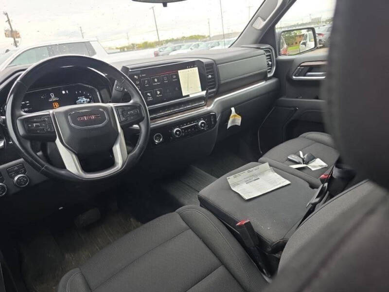 2023 GMC Sierra 1500