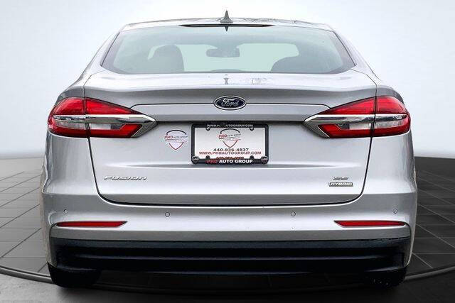 2020 Ford Fusion Hybrid SE