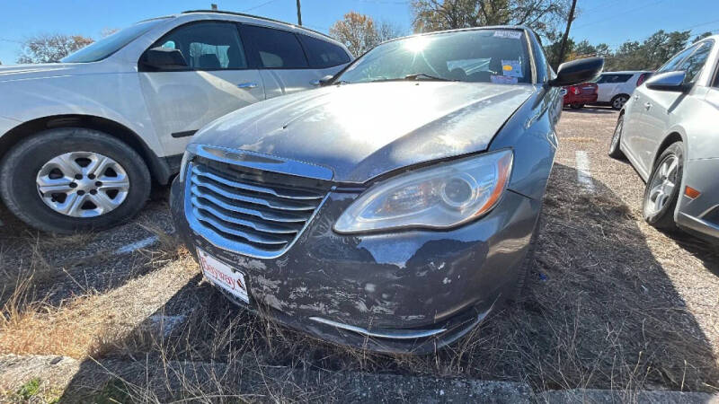 2013 Chrysler 200 Touring