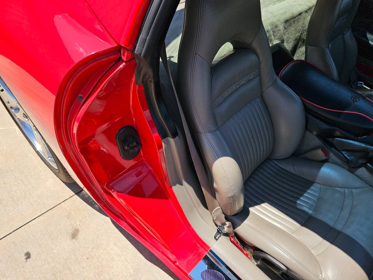 2001 Chevrolet Corvette 129