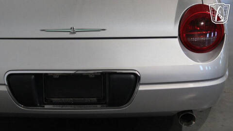 2004 Ford Thunderbird Deluxe