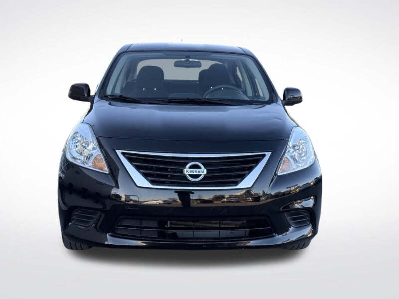 2014 Nissan Versa 1.6 SV