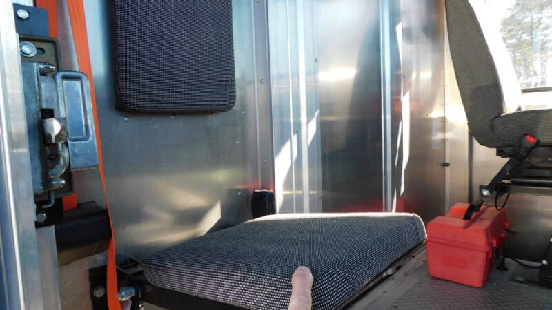 2020 Freightliner MT45 Chassis