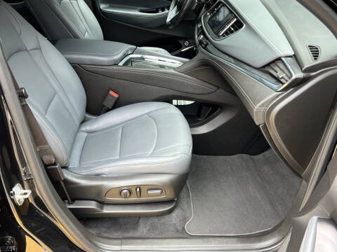 2024 Buick Enclave Essence