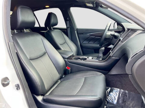 2024 Infiniti Q50 Sensory