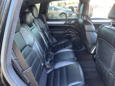 2018 Porsche Cayenne Turbo