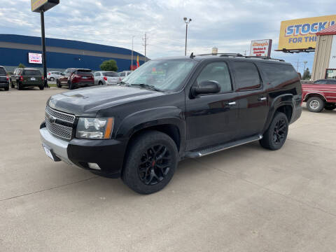 2007 Chevrolet Suburban for sale at Midtown Motors and Service Center in Fargo ND
