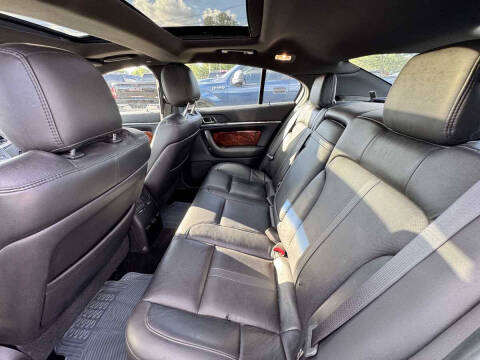 2015 Lincoln MKS