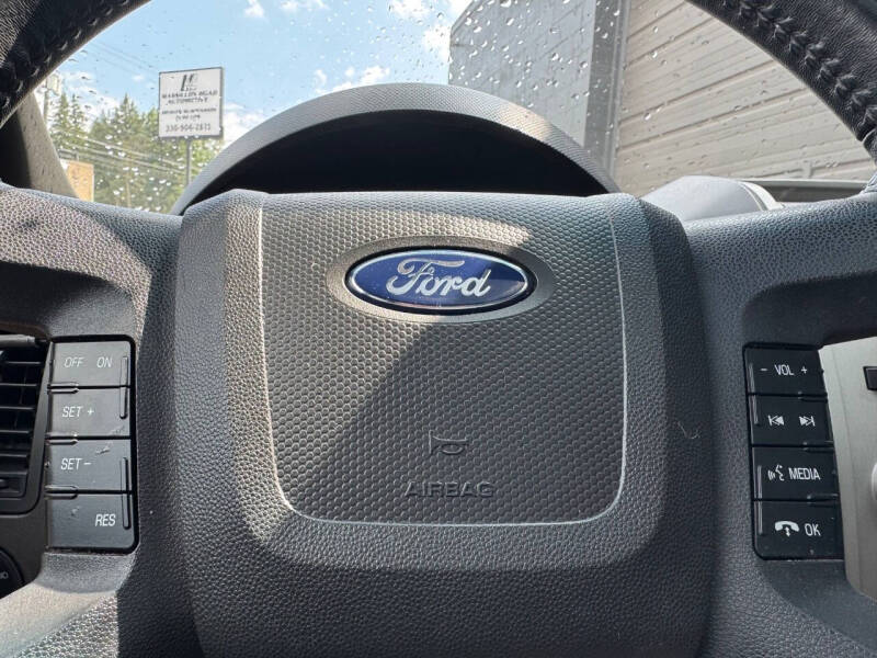 2011 Ford Escape XLT