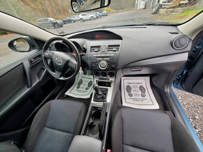 2011 Mazda MAZDA3 i Sport photo 10