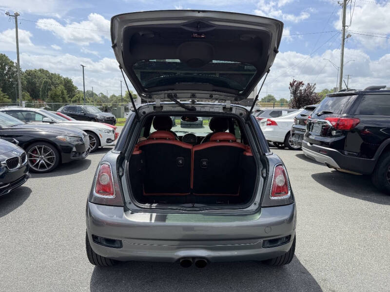 2010 MINI Cooper John Cooper Works