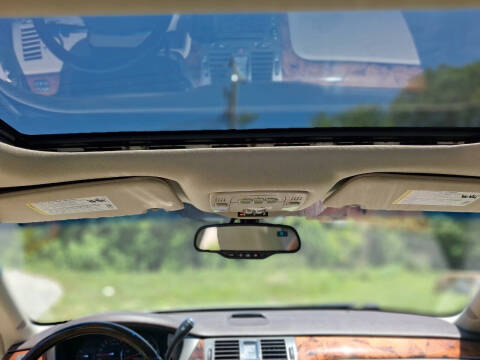 2011 Cadillac DTS Premium Collection