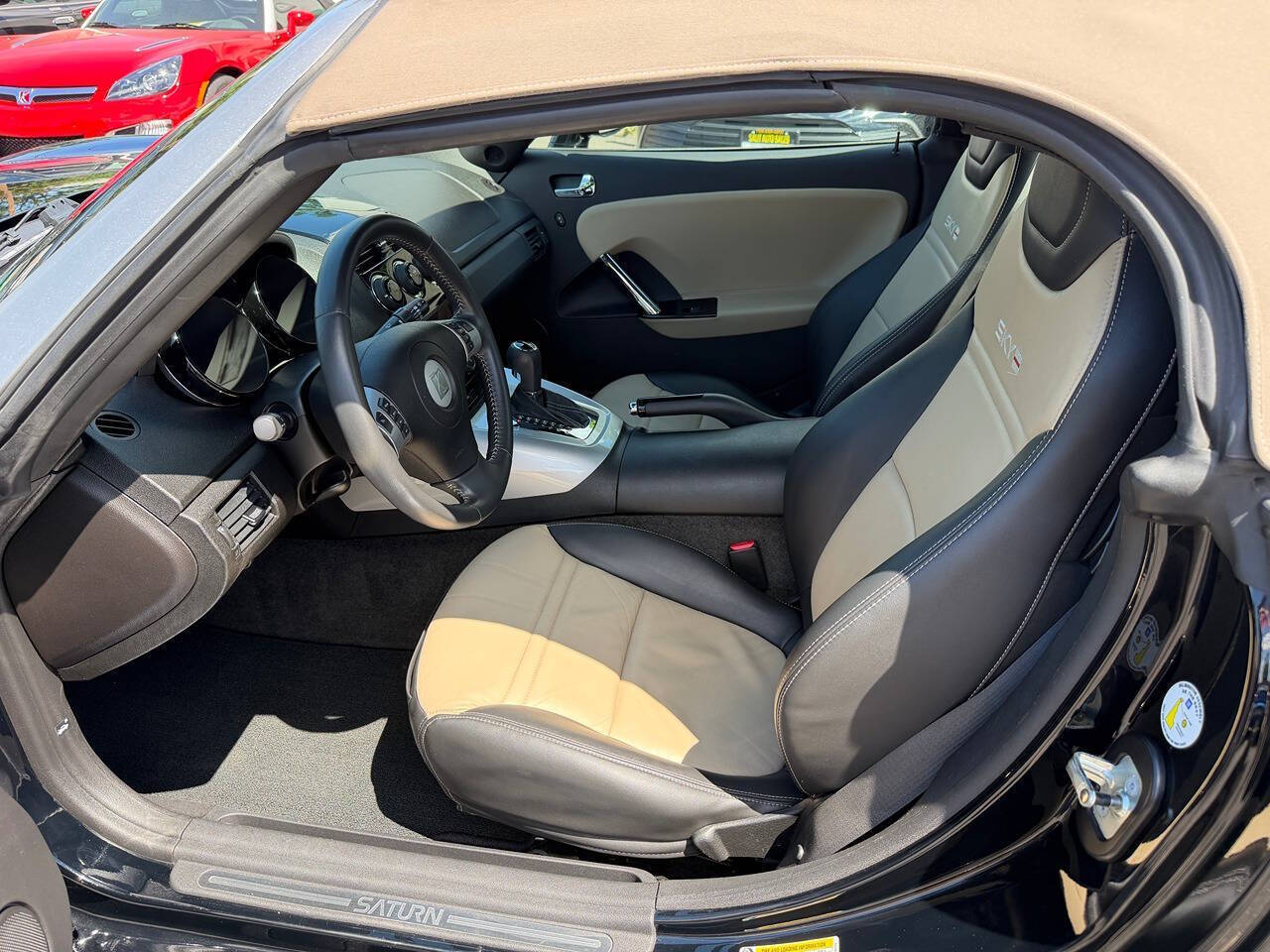 2007 Saturn SKY 4