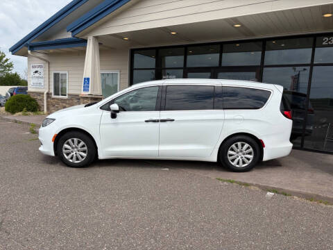 2021 Chrysler Voyager L