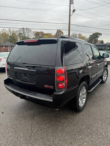 2012 GMC Yukon Denali