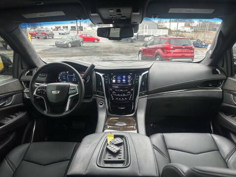 2016 Cadillac Escalade Platinum