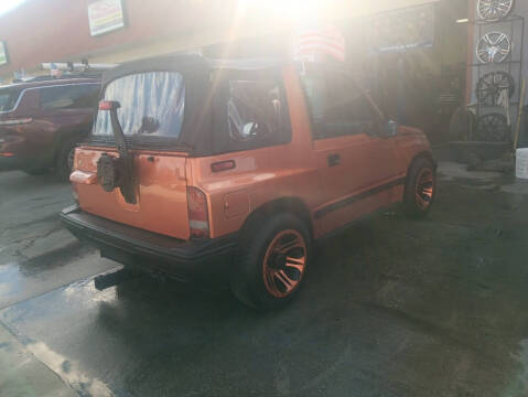 1995 GEO Tracker