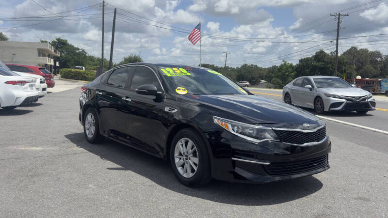 2018 Kia Optima LX's photo