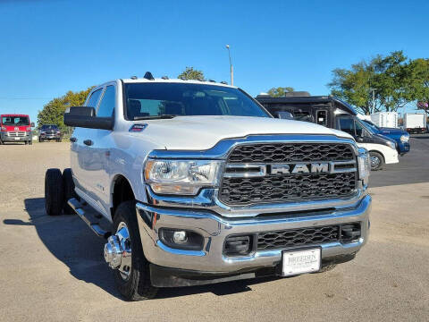 2022 RAM 3500 for sale at Breeden Pre-Owned in Van Buren AR