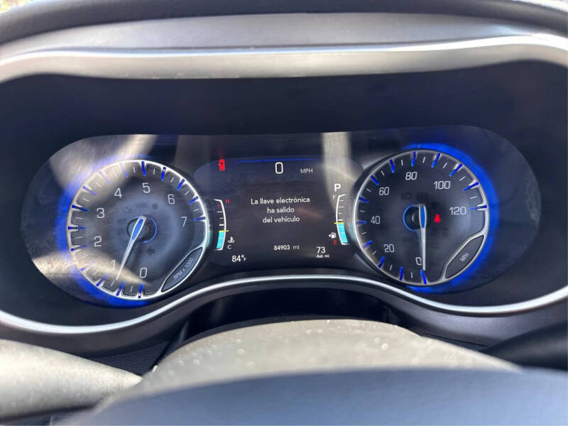 2022 Chrysler Pacifica Touring L