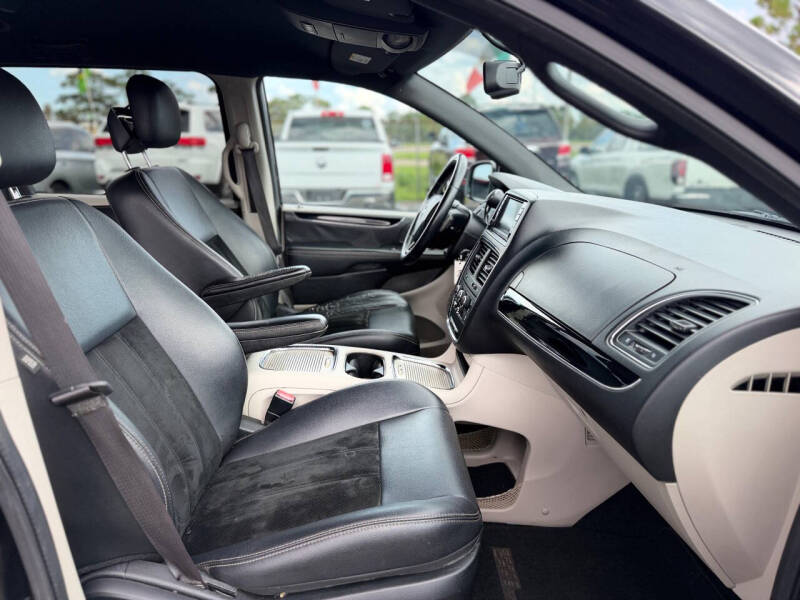 2017 Dodge Grand Caravan SXT