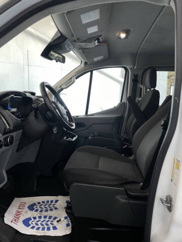 2017 Ford Transit