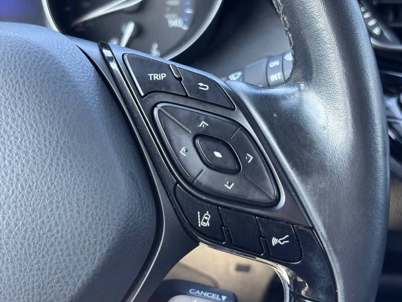 2018 Toyota C-HR XLE Premium