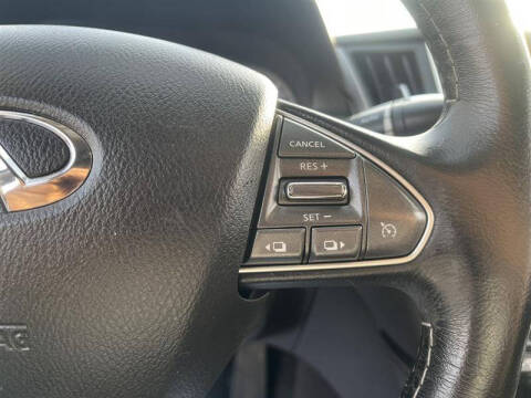 2017 Infiniti Q50 2.0T