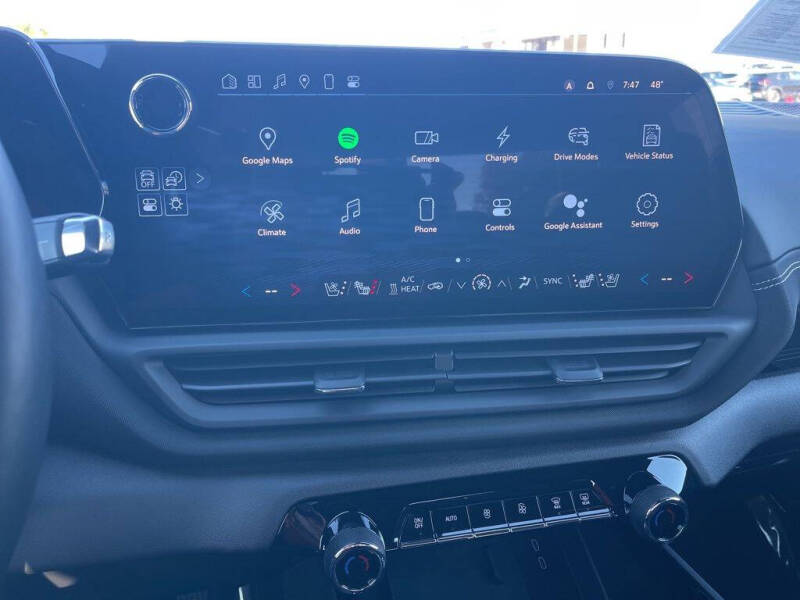 2025 Chevrolet Silverado EV LT