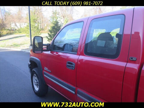 2004 Chevrolet Silverado 2500HD LS