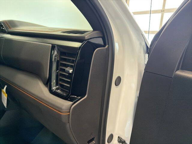 2026 GMC Sierra 1500 AT4 - Photo 27