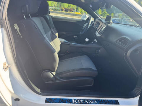 2015 Dodge Challenger SXT