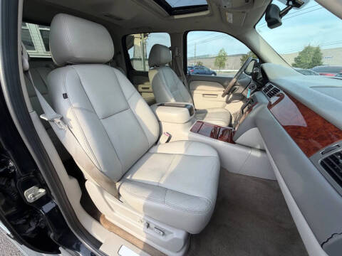 2011 Chevrolet Avalanche LTZ